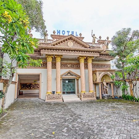 Tanjungtirto Oyo 91785 Hotel Srikandi Kalasan מראה חיצוני תמונה