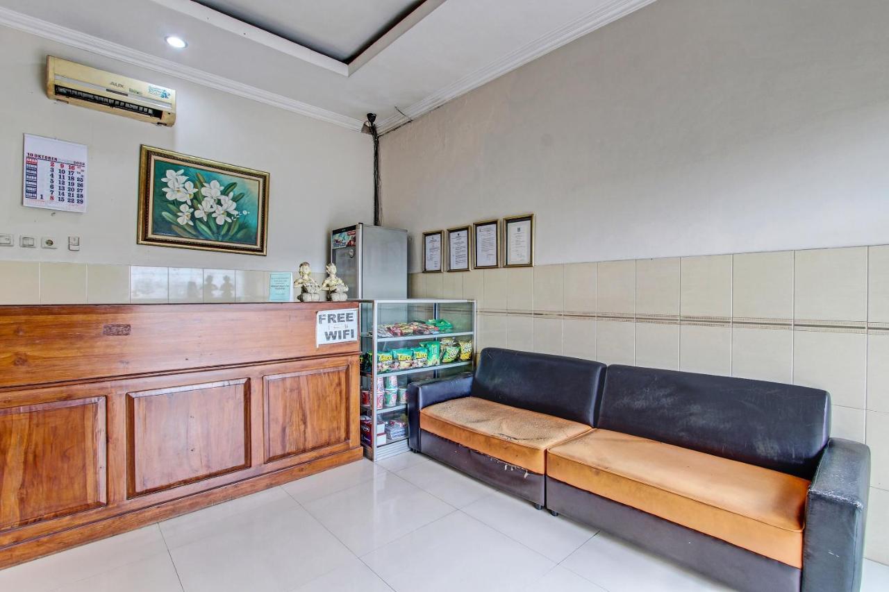 Tanjungtirto Oyo 91785 Hotel Srikandi Kalasan מראה חיצוני תמונה