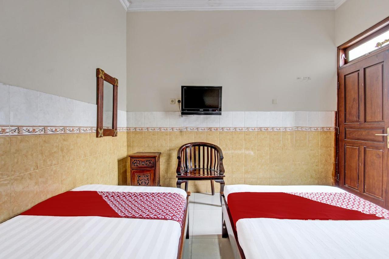 Tanjungtirto Oyo 91785 Hotel Srikandi Kalasan מראה חיצוני תמונה