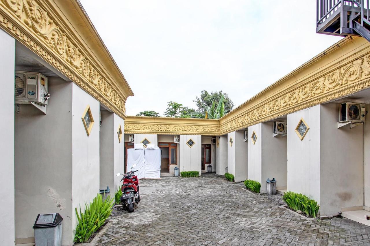 Tanjungtirto Oyo 91785 Hotel Srikandi Kalasan מראה חיצוני תמונה