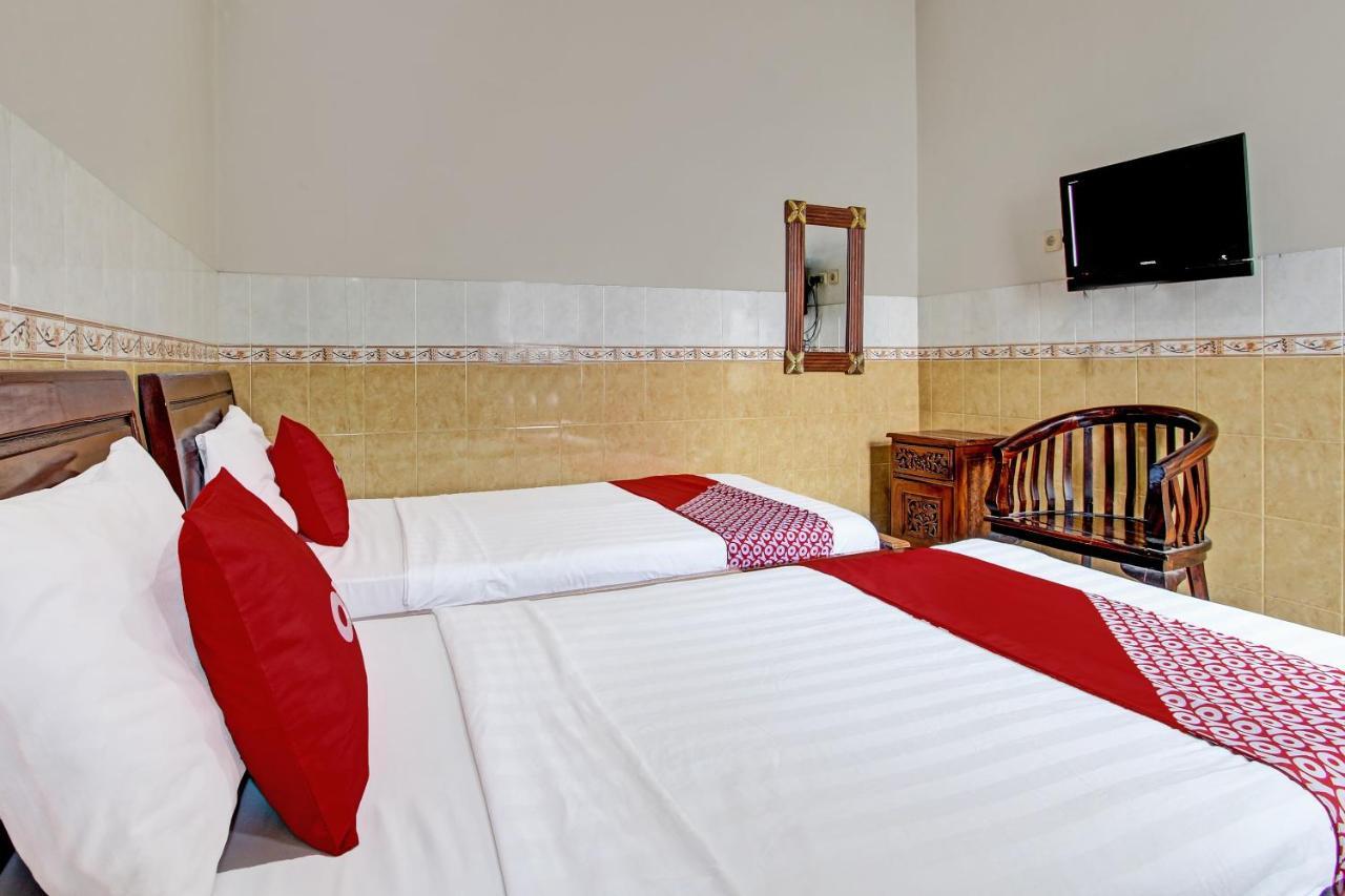 Tanjungtirto Oyo 91785 Hotel Srikandi Kalasan מראה חיצוני תמונה
