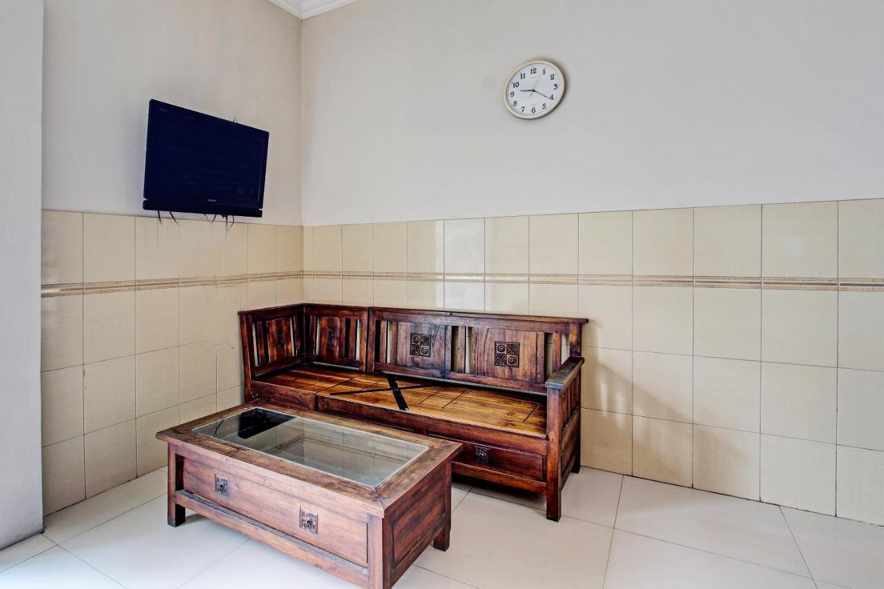 Tanjungtirto Oyo 91785 Hotel Srikandi Kalasan מראה חיצוני תמונה